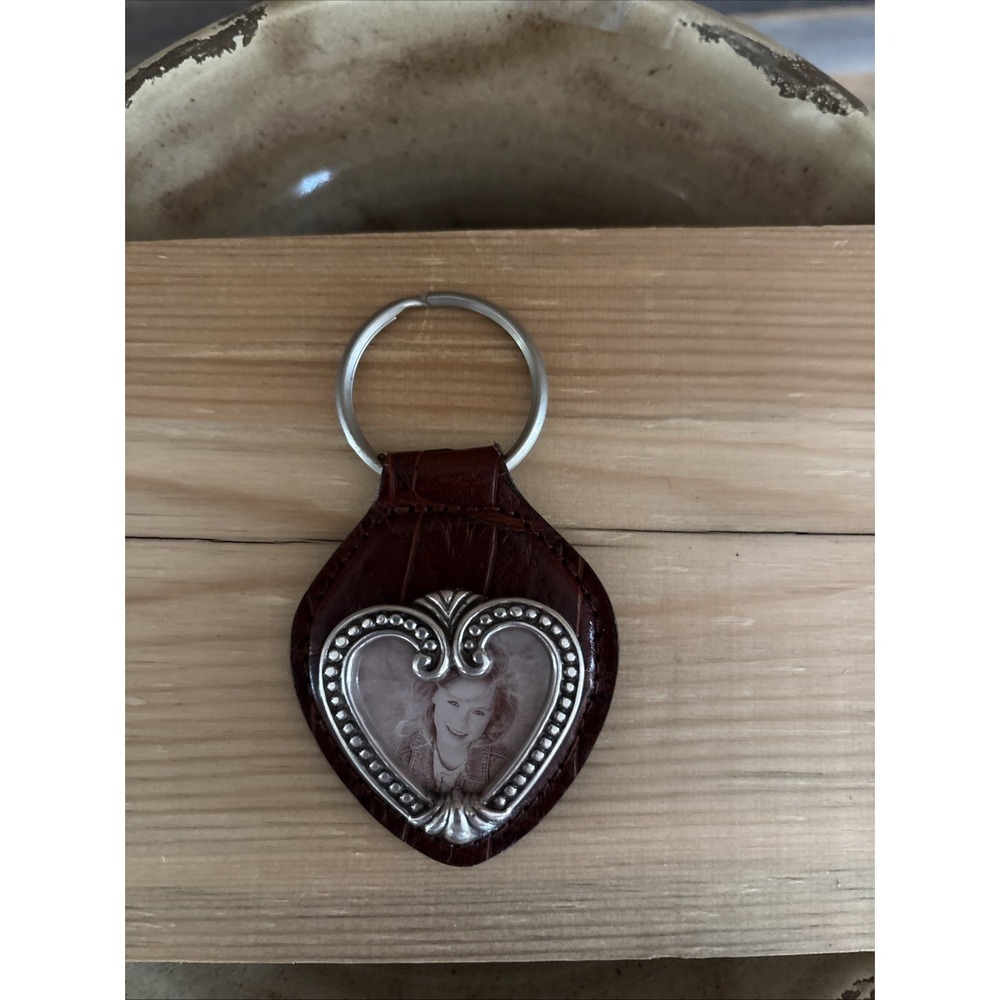 Brighton Vintage Brown Leather Silver Heart Picture Key Ring Key Fob NEW